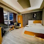 Hotel apartamentowy Dnc Panisyon